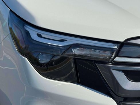 Certified 2025 Subaru Forester Premium image 7