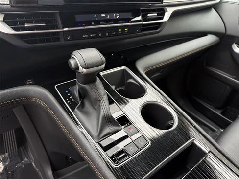 New 2026 Toyota Sienna XLE Woodland Edition image 18