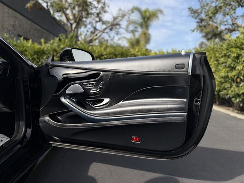Used 2018 Mercedes-Benz S 560 Cabriolet image 26