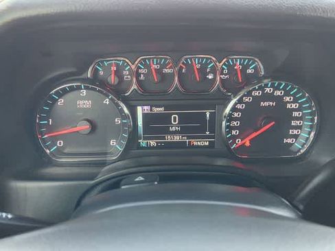 Used 2016 Chevrolet Suburban LT w/ Luxury Package image 17