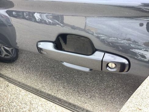 Used 2022 Subaru Forester Premium image 24