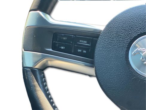Used 2012 Ford Mustang Premium RWD image 13