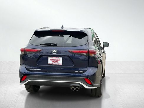 Certified 2025 Toyota Highlander XSE AWD/4WD image 6