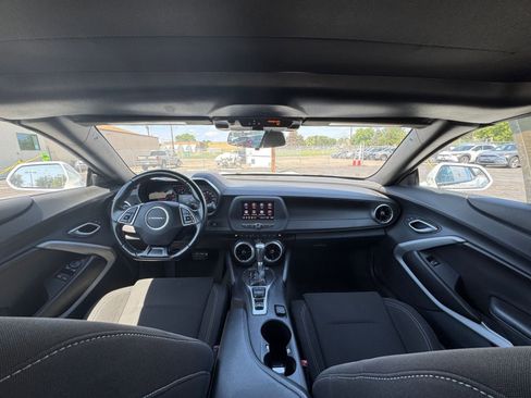 Used 2023 Chevrolet Camaro LT image 32