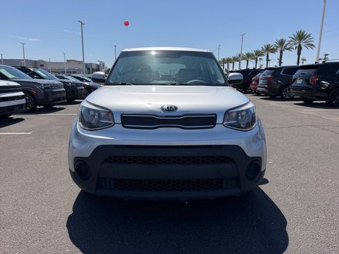 Used 2019 Kia Soul FWD image 23