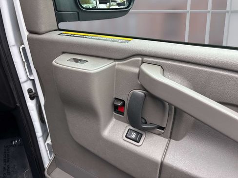 Used 2024 GMC Savana 2500 w/ Driver Convenience Package RWD image 17