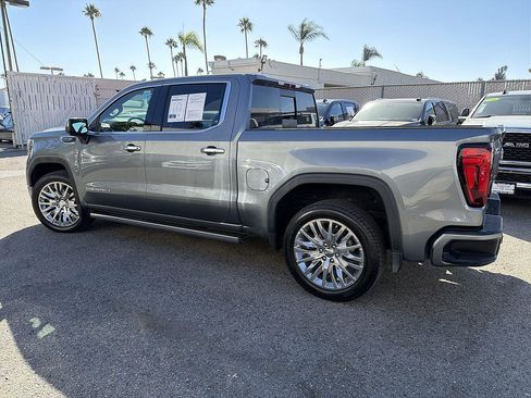 Used 2019 GMC Sierra 1500 Denali w/ Denali Ultimate Package AWD/4WD image 8