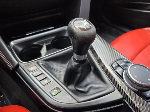 Used 2016 BMW M3 RWD image 24