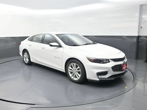 Used 2016 Chevrolet Malibu LT FWD image 10
