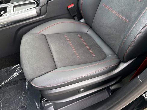 New 2026 Mercedes-Benz GLA 35 AMG 4MATIC image 21