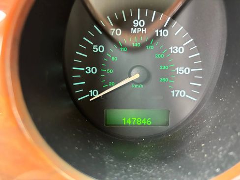 Used 2001 Jaguar XJ8 image 2