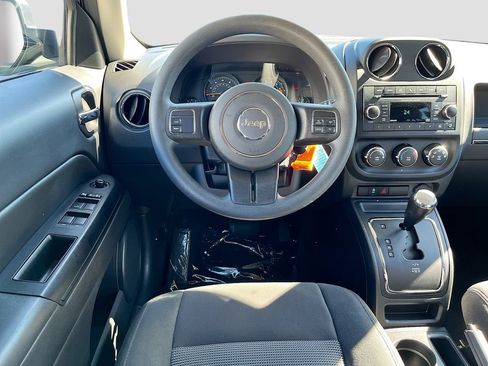 Used 2017 Jeep Patriot Sport w/ Power Value Group image 18