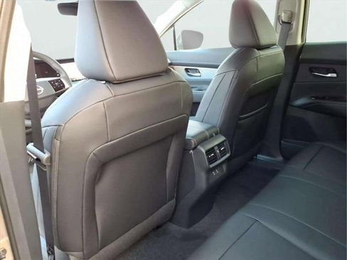 New 2026 Nissan Murano SL image 13