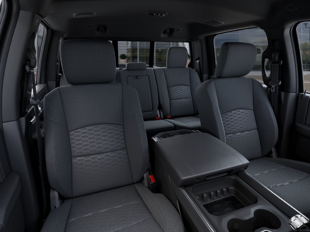New 2026 RAM 3500 Big Horn AWD/4WD image 20