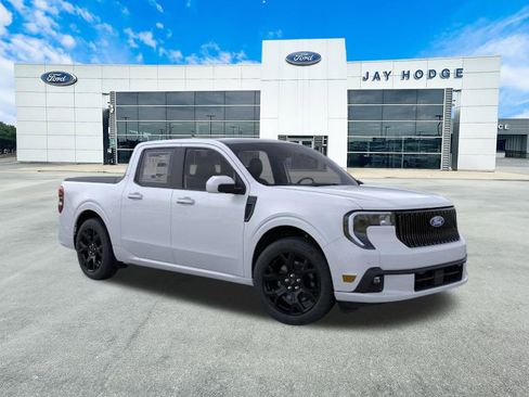 New 2026 Ford Maverick Lobo image 1
