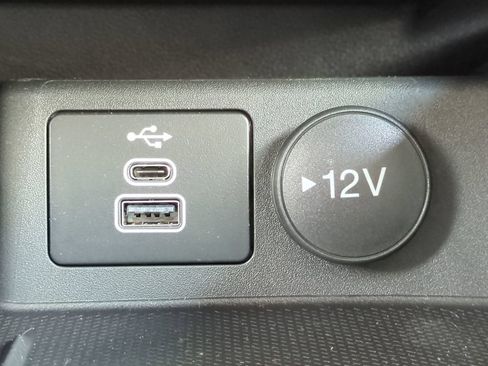 New 2025 Ford Escape SE FWD image 28
