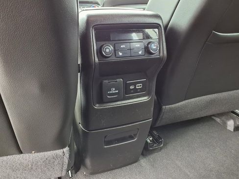 Used 2023 GMC Acadia AT4 w/ Technology Package image 24