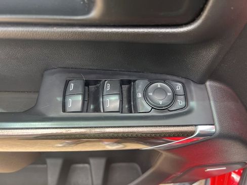 Used 2019 Chevrolet Silverado 1500 LT Trail Boss AWD/4WD image 32