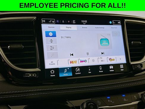 New 2026 Chrysler Pacifica Limited w/ Uconnect Theater Family Group image 17