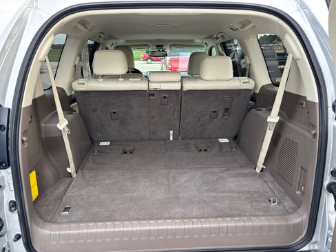 Used 2014 Lexus GX 460 image 25