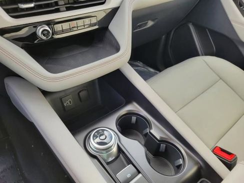 New 2026 Ford Explorer Active image 37