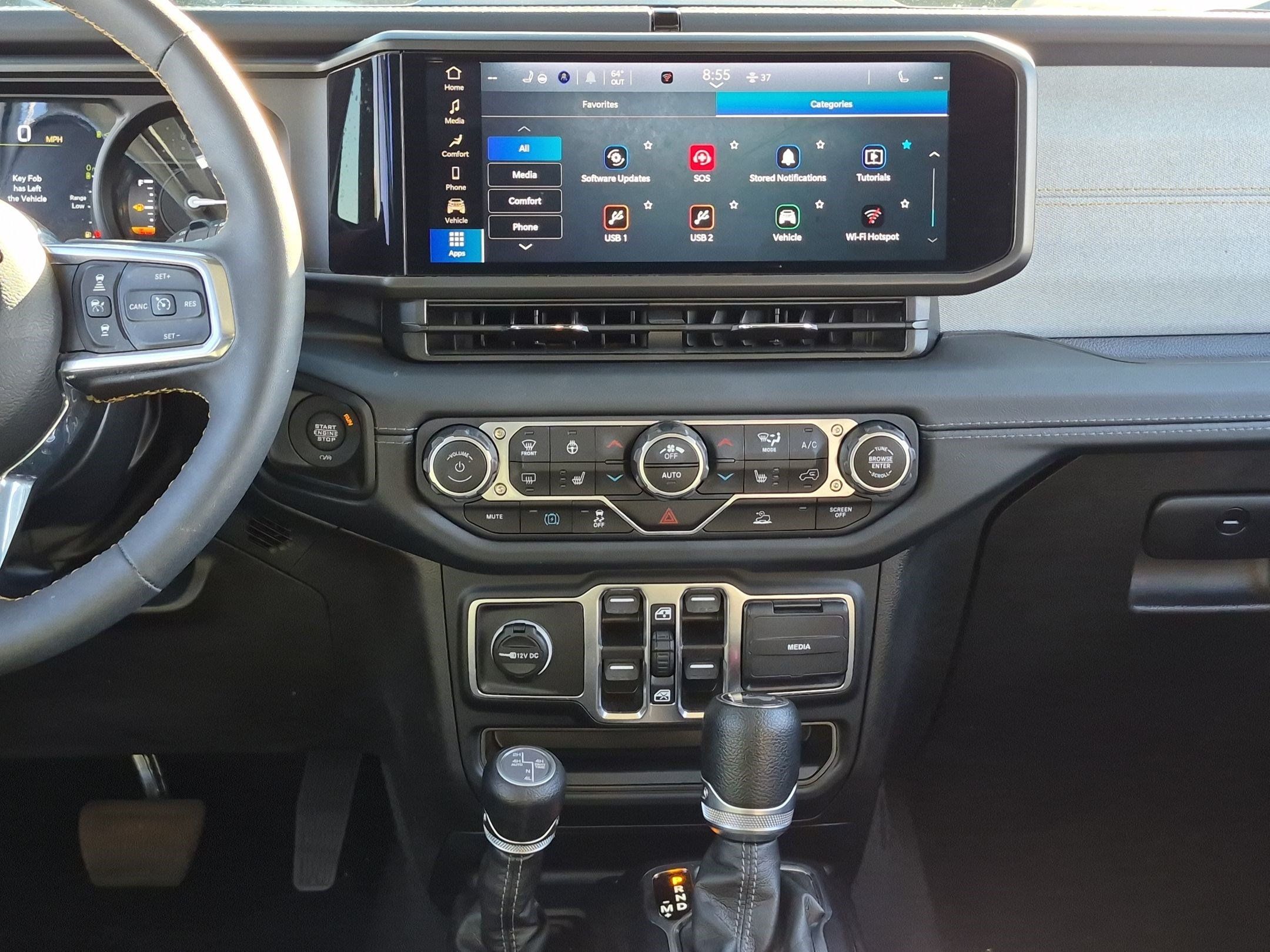 Used 2024 Jeep Wrangler Unlimited Sahara AWD/4WD image 28