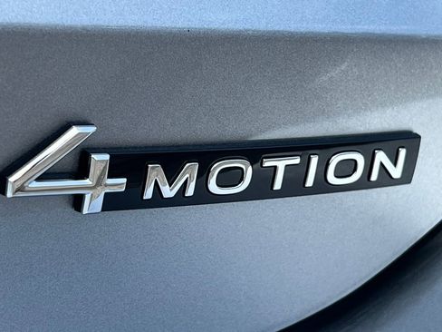 New 2026 Volkswagen Tiguan S AWD/4WD image 10