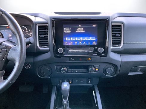 Used 2024 Nissan Frontier SL w/ Technology Package image 11