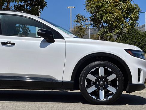 Certified 2024 Honda Prologue Elite image 37