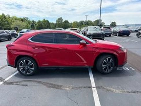 Used 2022 Lexus UX 250h w/ Premium Package AWD/4WD image 5