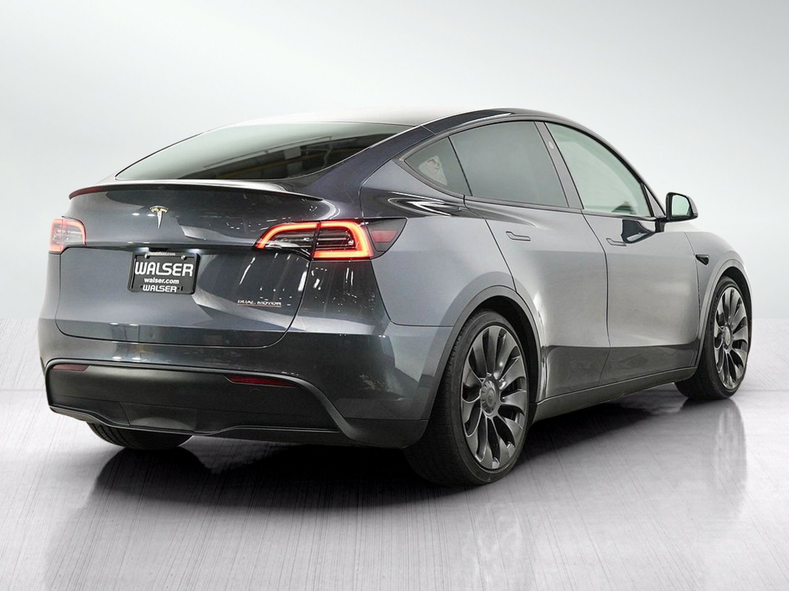 Used 2023 Tesla Model Y Performance AWD/4WD image 5