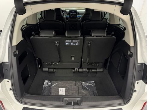 New 2026 Honda Odyssey Touring image 25