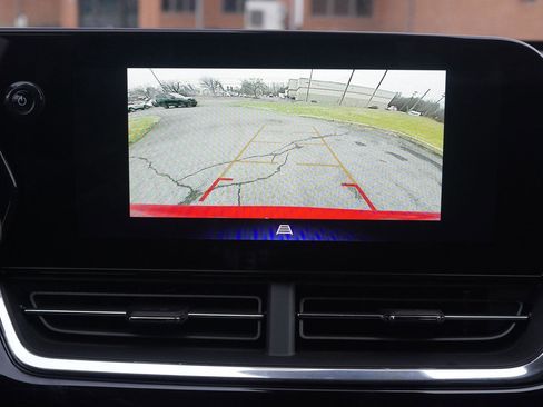 New 2026 Chevrolet Trax RS w/ Sunroof Package image 23