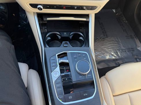 Used 2024 BMW 430i Convertible image 21