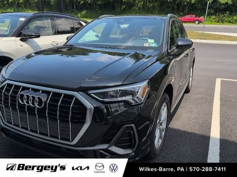 Used 2024 Audi Q3 2.0T Premium Plus w/ Premium Plus Package AWD/4WD image 1