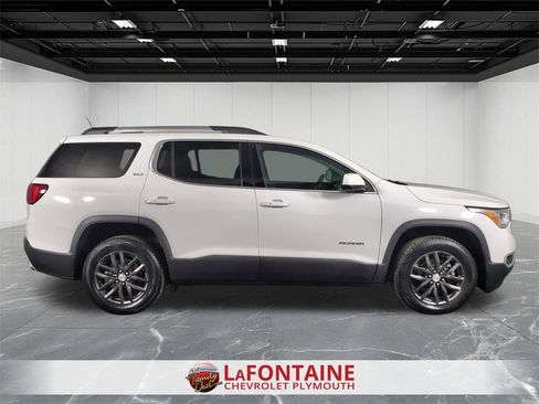 Certified 2019 GMC Acadia SLT image 9