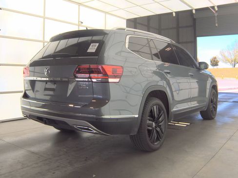 Used 2019 Volkswagen Atlas SEL Premium AWD/4WD image 4
