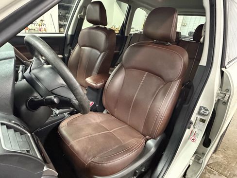 Used 2017 Subaru Forester 2.5i Touring w/ Popular Package #2 image 19
