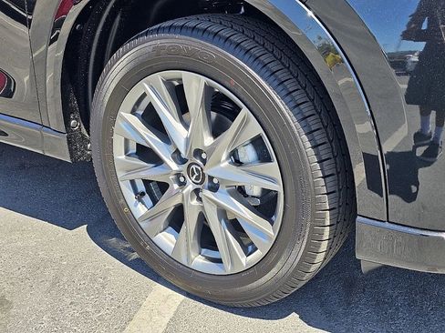 New 2025 MAZDA CX-5 AWD 2.5 S w/ Premium Plus Pkg image 8
