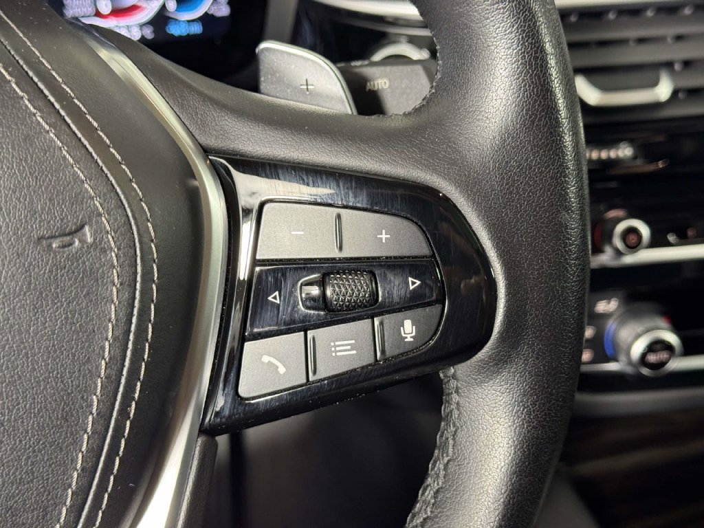Used 2022 BMW 530e xDrive w/ Premium Package AWD/4WD image 22