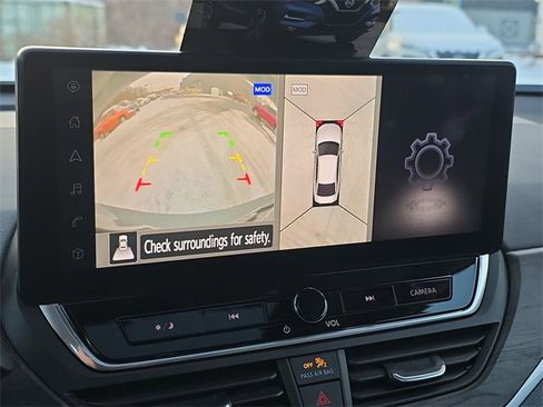 Certified 2025 Nissan Altima 2.5 SL image 17