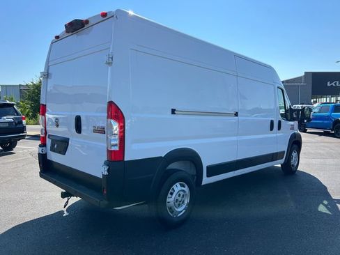 Used 2021 RAM ProMaster 2500 w/ Delivery Package 1 FWD image 8