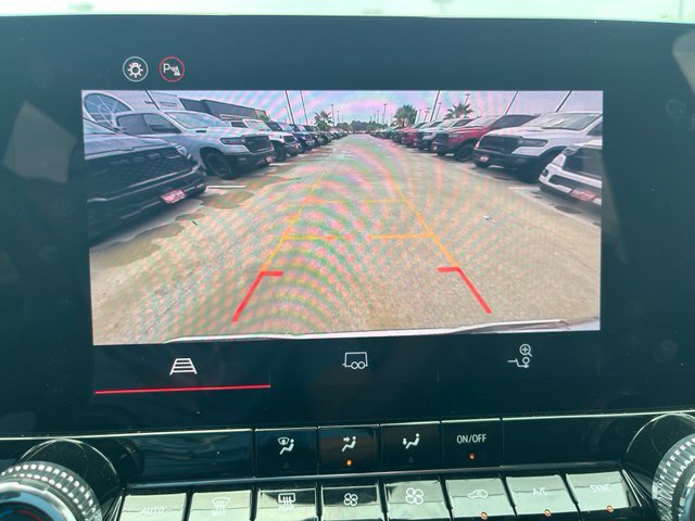 Used 2025 GMC Canyon Elevation w/ Convenience Package AWD/4WD image 11