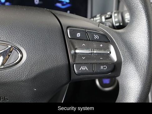 Used 2023 Hyundai Kona SE FWD image 10