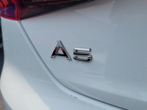 Used 2024 Audi A5 2.0T Premium Plus AWD/4WD image 32