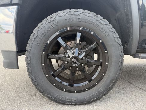 Used 2018 GMC Sierra 1500 SLT AWD/4WD image 13