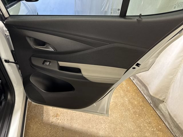 Certified 2025 Buick Envista Sport Touring FWD image 26