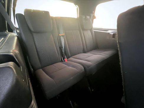 Used 2017 Ford Expedition XLT image 28