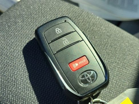 Used 2026 Toyota Corolla Cross S image 34