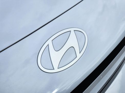 New 2025 Hyundai Ioniq 6 SEL image 28